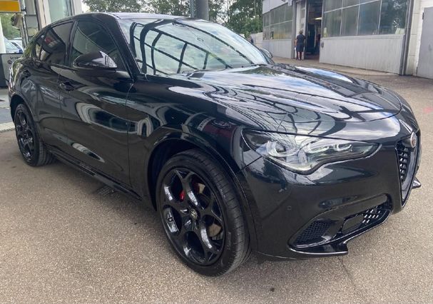 Alfa Romeo Stelvio Q4 206 kW image number 2