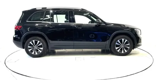 Car image 45