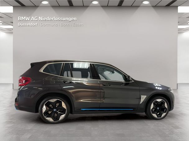 BMW iX3 210 kW image number 3