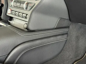 Car image 47