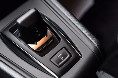 Car image 34
