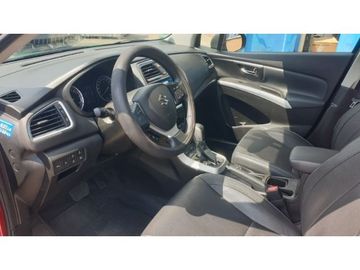 Car image 13