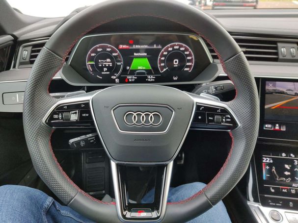 Audi Q8 55 quattro e-tron S-line 300 kW image number 18