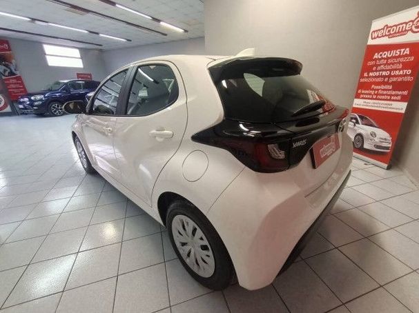 Toyota Yaris 1.5 Hybrid 85 kW image number 4