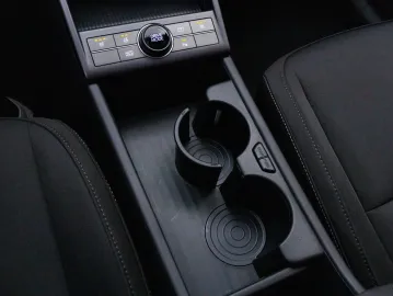 Car image 45