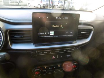 Car image 41