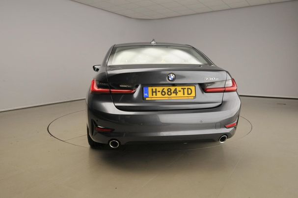 BMW 330e 215 kW image number 4