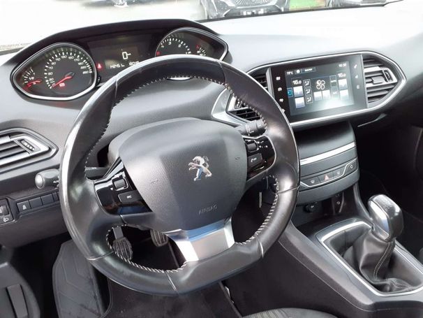 Peugeot 308 68 kW image number 13