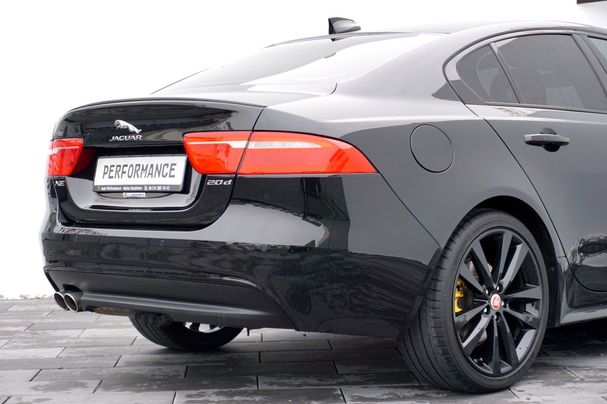 Jaguar XE 132 kW image number 8