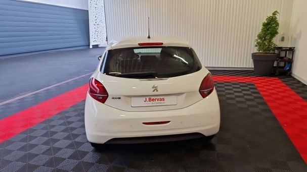 Peugeot 208 PureTech 82 61 kW image number 6