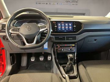 Car image 16