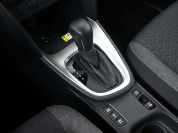 Car image 12