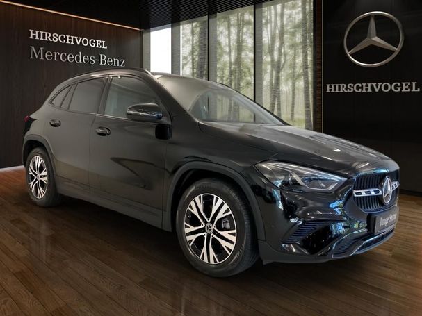 Mercedes-Benz GLA 180 100 kW image number 2