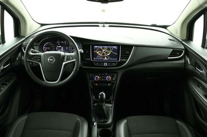 Car image 24