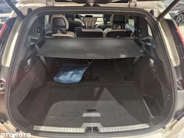 Car image 39