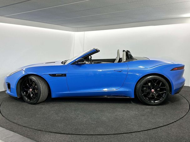 Jaguar F-Type 2.0 R-Dynamic 221 kW image number 26