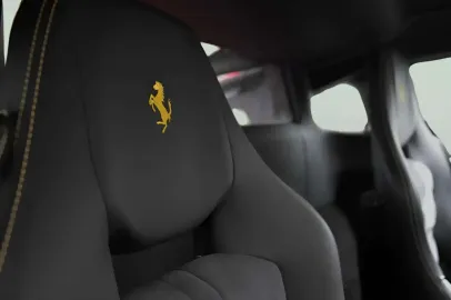Car image 27