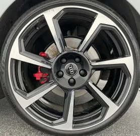 Car image 35