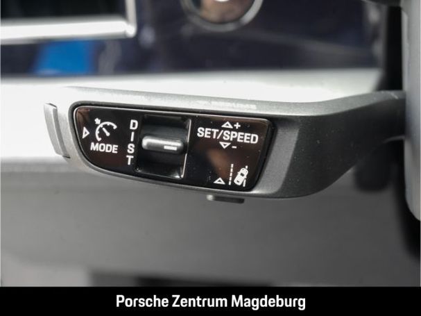 Porsche Taycan 320 kW image number 30