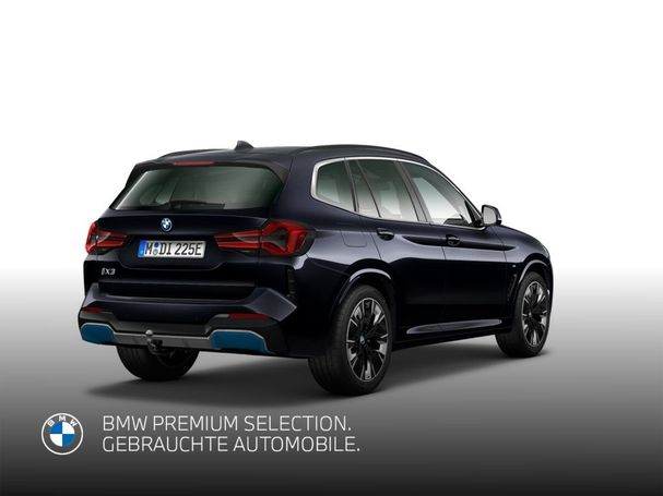 BMW iX3 M Sport Impressive 210 kW image number 4