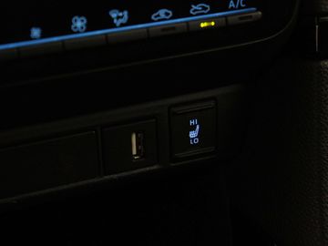 Car image 31