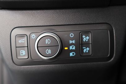 Car image 37