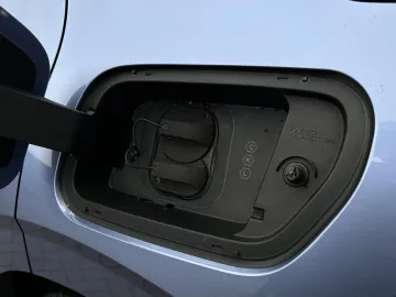 Car image 41
