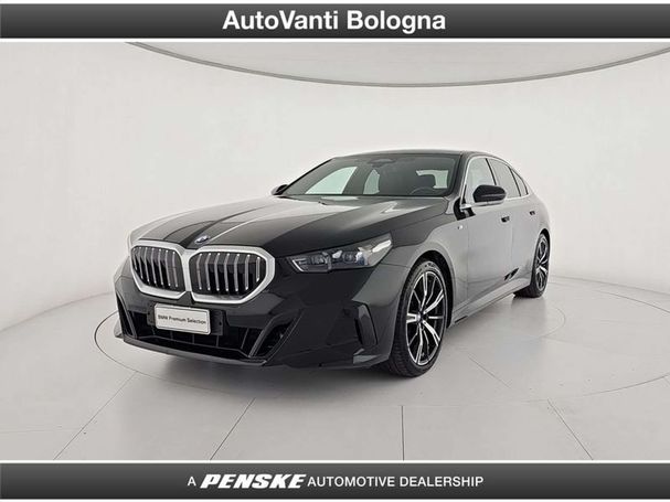 BMW 520d xDrive 145 kW image number 1