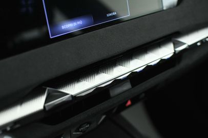 Car image 41