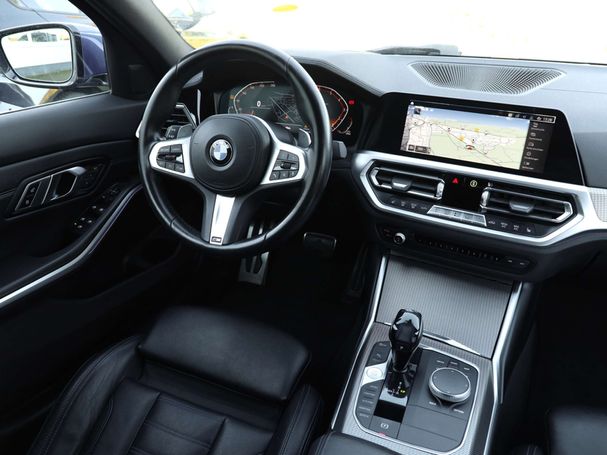 BMW 320i 135 kW image number 4