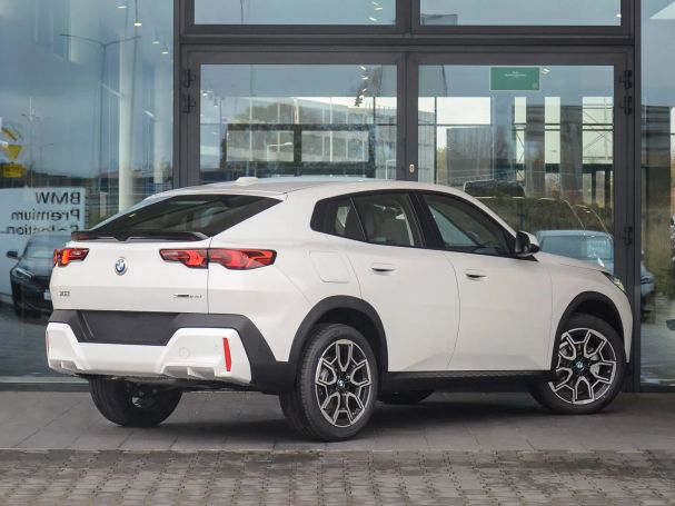 BMW X2 sDrive18d Advantage 110 kW image number 7