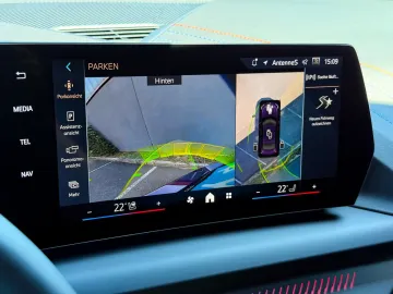 Car image 37