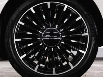 Car image 31