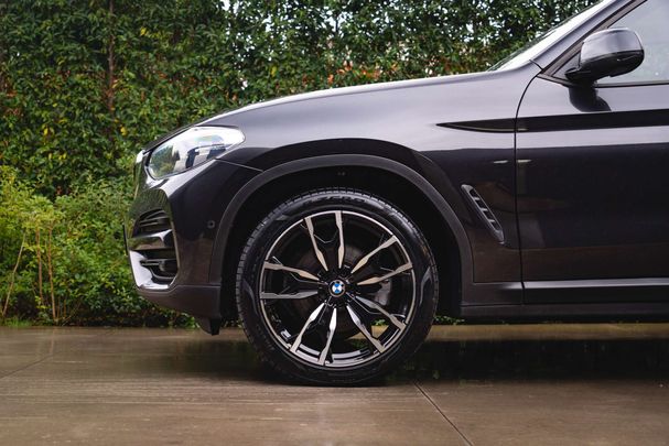 BMW X3 xDrive 120 kW image number 9