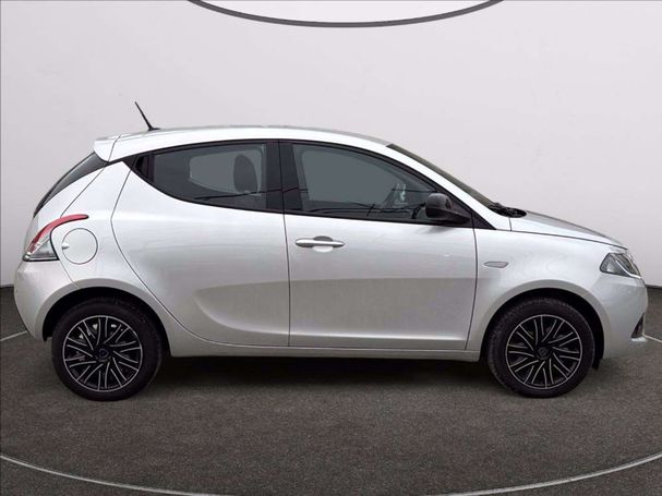 Lancia Ypsilon 51 kW image number 8