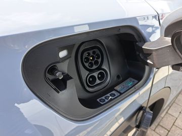 Car image 38