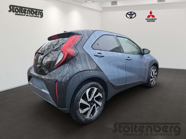 Toyota Aygo X 1.0 VVT-i 53 kW image number 5