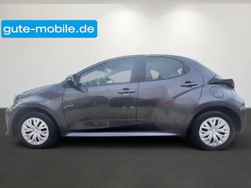 Car image 5