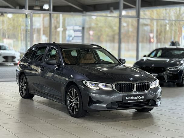 BMW 320 Touring e M Sport xDrive 150 kW image number 2