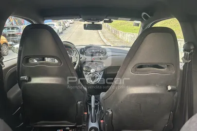 Car image 15