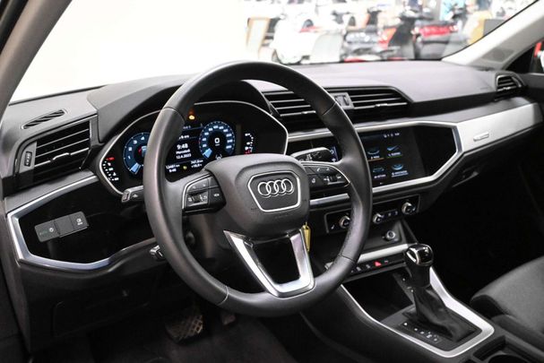 Audi Q3 35 TFSI S tronic S-line 110 kW image number 8