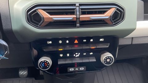 Car image 38