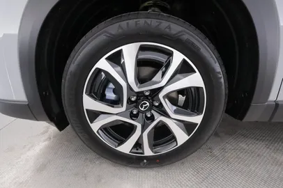 Car image 30