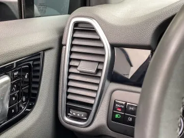 Car image 50