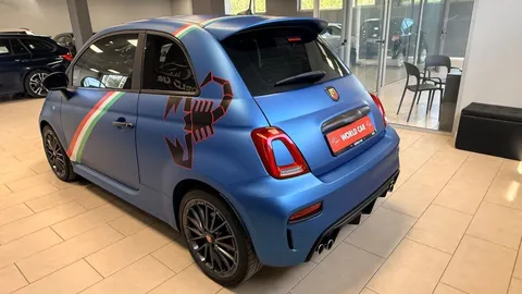 Car image 5