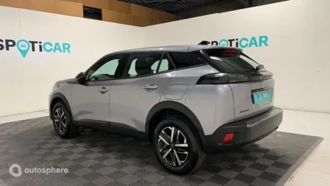Car image 5