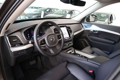 Car image 30