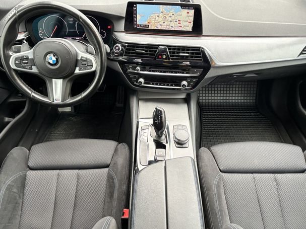 BMW 520d Touring xDrive 140 kW image number 9