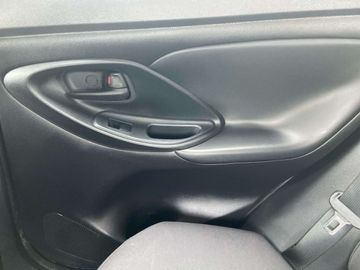 Car image 23