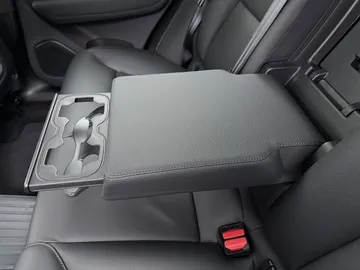 Car image 41